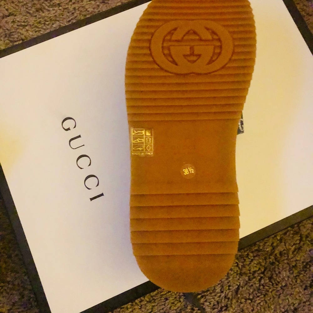 Gucci women slide ( brand new)